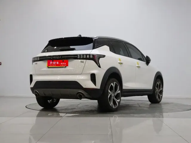 Lynk & Co 06 — Фото автомобиля 4