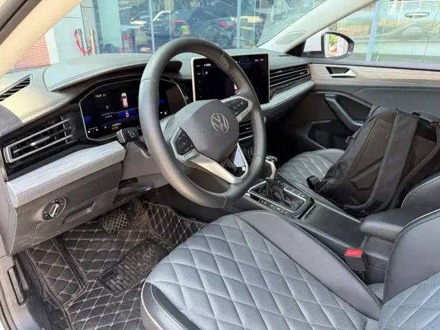 Volkswagen Sagitar — Фото автомобиля 7