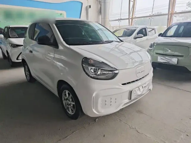 Roewe Clever — Фото автомобиля 3