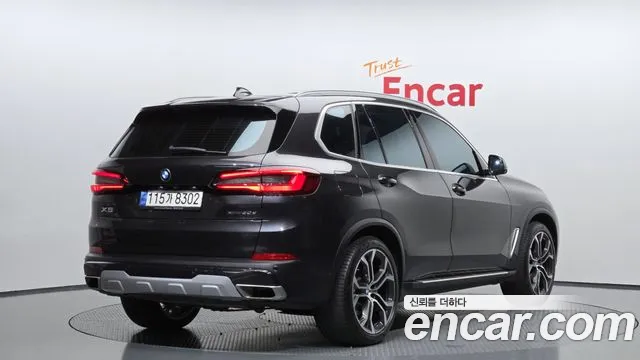 BMW X5 — Фото автомобиля 2