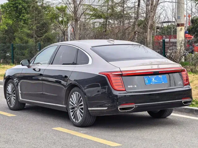 Hongqi H9 — Фото автомобиля 7