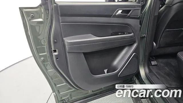 KG_Mobility_Ssangyong Rexton Новый Rexton Sport Дизель 2.2 4WD — Фото автомобиля 23