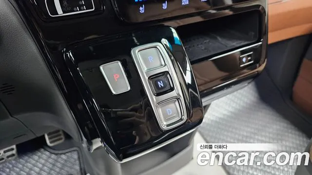 Hyundai Staria — Фото автомобиля 12