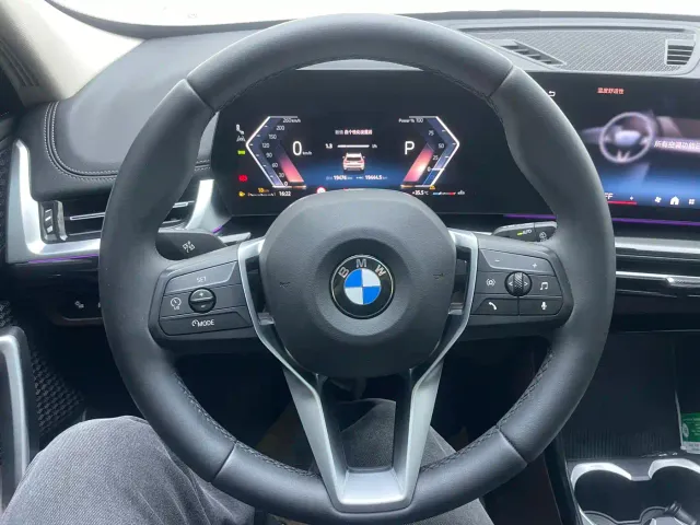 BMW X1 — Фото автомобиля 10