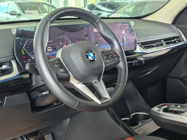BMW X1 — Фото автомобиля 9