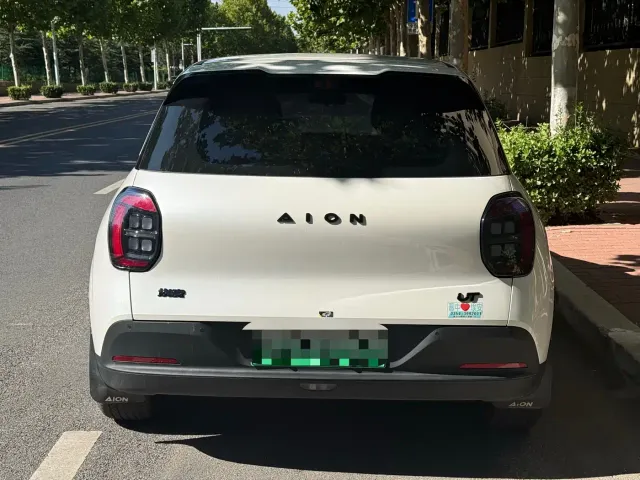 GAC Aion UT — Фото автомобиля 5