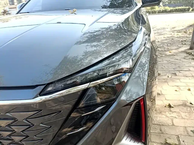 Changan Z6 — Фото автомобиля 23