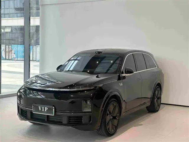 Фотография автомобиля — Li Auto L8