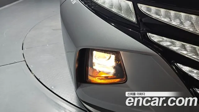 Hyundai Tucson Tucson (NX4) Дизель 2.0 4WD — Фото автомобиля 22