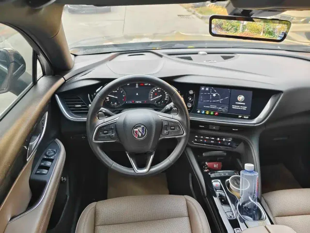 Buick Envision Plus — Фото автомобиля 7