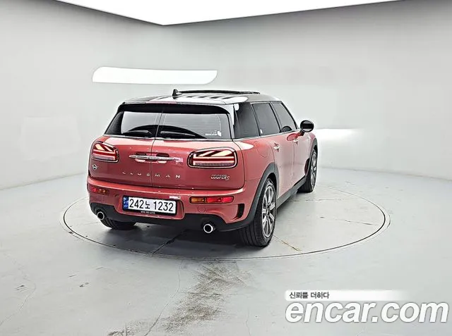 MINI Clubman — Фото автомобиля 3