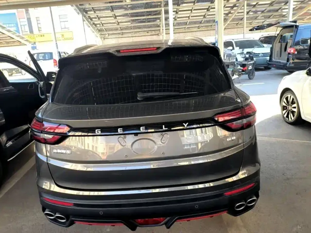 Geely Binyue — Фото автомобиля 5