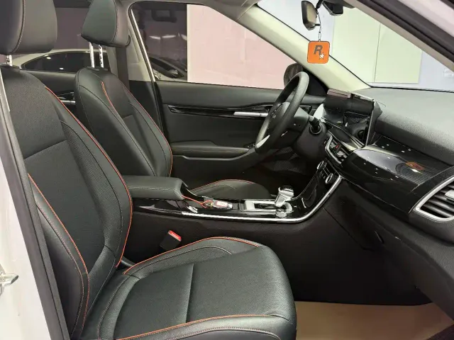 Kia Seltos — Фото автомобиля 19