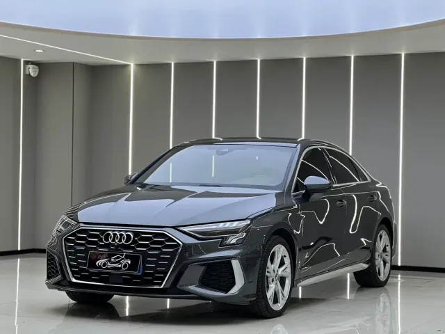 Фотография автомобиля — Audi A3