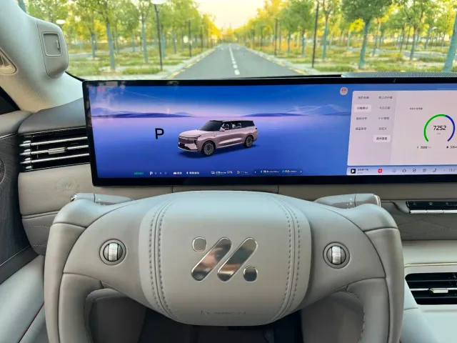IM Motors LS9 — Фото автомобиля 13