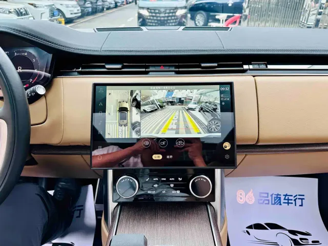 Land Rover Range Rover — Фото автомобиля 11