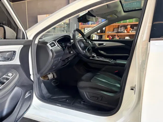 Roewe Feifan ER6 — Фото автомобиля 4