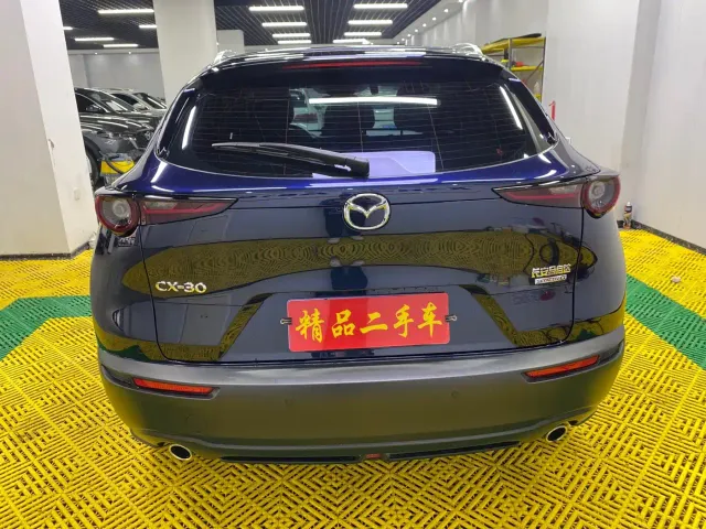 Mazda CX-30 — Фото автомобиля 4
