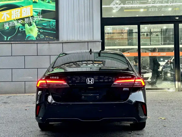 Honda Inspire — Фото автомобиля 9