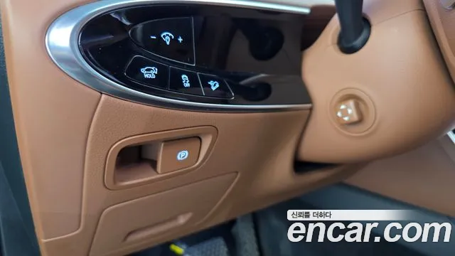 Genesis GV70 3.5T Бензин AWD — Фото автомобиля 17