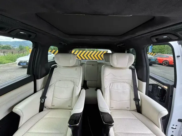 GAC Trumpchi M8 — Фото автомобиля 5
