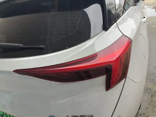 Buick Velite 6 — Фото автомобиля 7