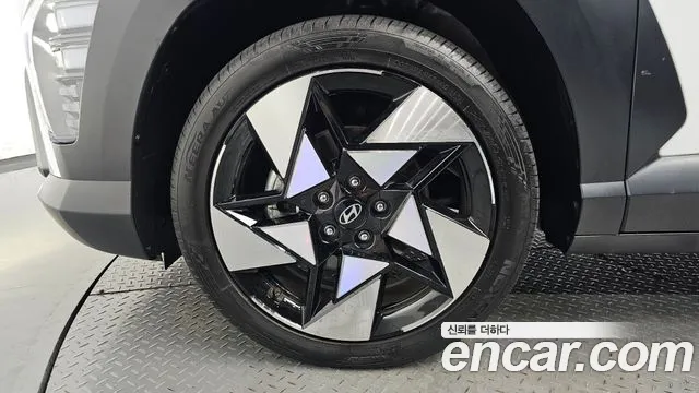 Hyundai Kona SX2 — Фото автомобиля 4