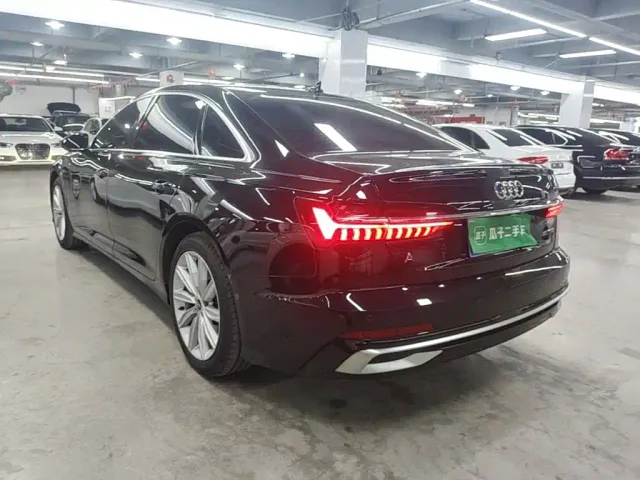 Audi A6L — Фото автомобиля 4