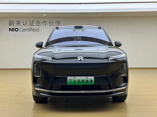 Nio ES8 — Фото автомобиля 2