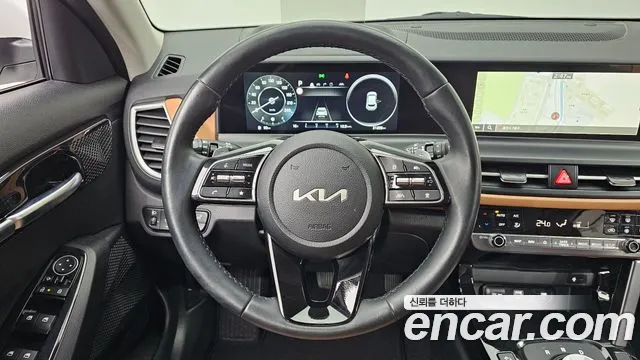 Kia Seltos New — Фото автомобиля 13