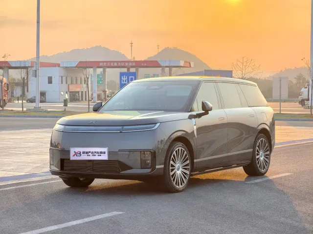 Фотография автомобиля — Xpeng GX