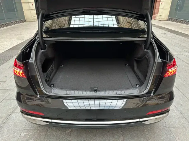 Audi A6L — Фото автомобиля 21