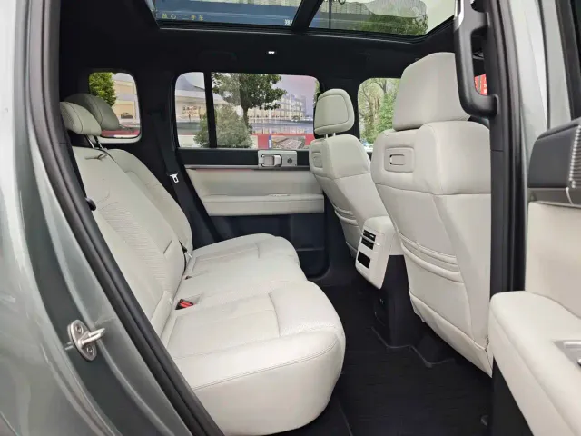 BYD FangChengBao Titanium 7 — Фото автомобиля 11