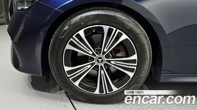 Mercedes-Benz E-Class W214 — Фото автомобиля 5