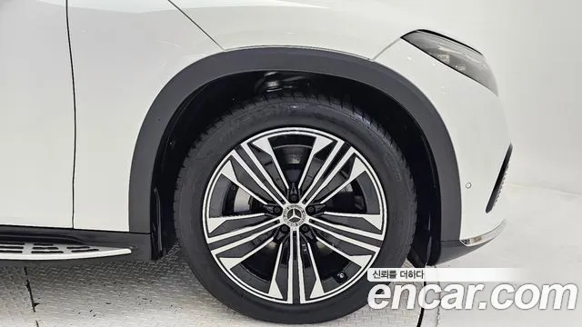 Mercedes-Benz EQS — Фото автомобиля 5
