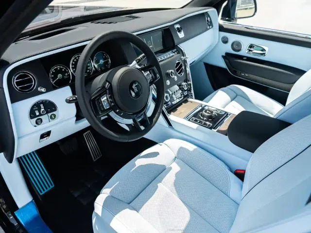 Rolls-Royce Cullinan — Фото автомобиля 5