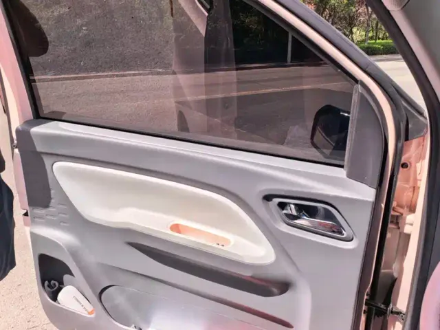 Wuling Hongguang Mini EV — Фото автомобиля 7