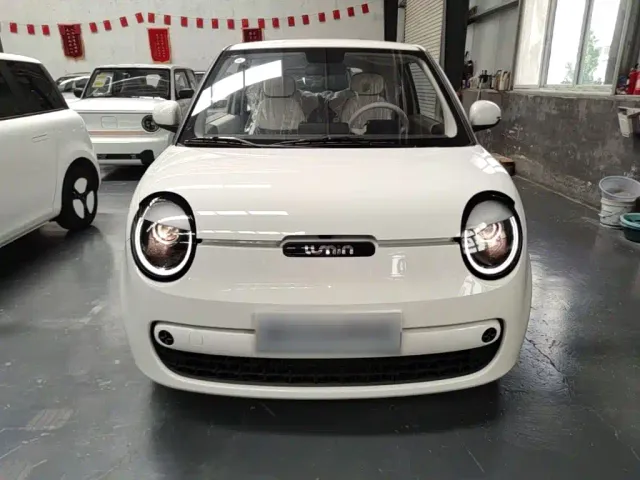 Changan Lumin — Фото автомобиля 2