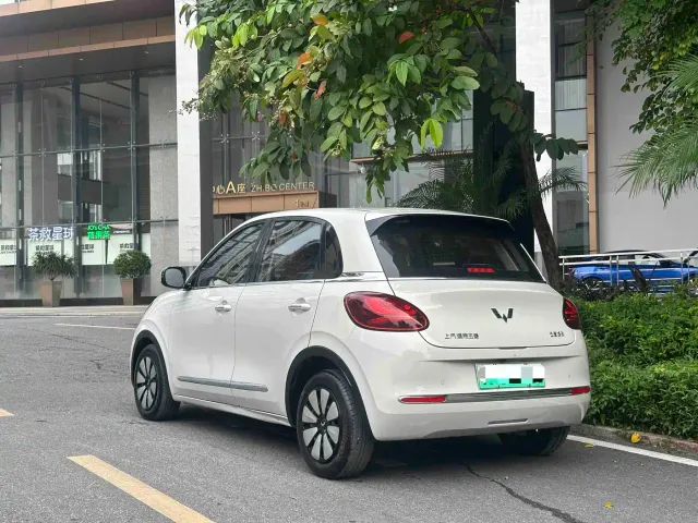 Wuling Bingo — Фото автомобиля 4