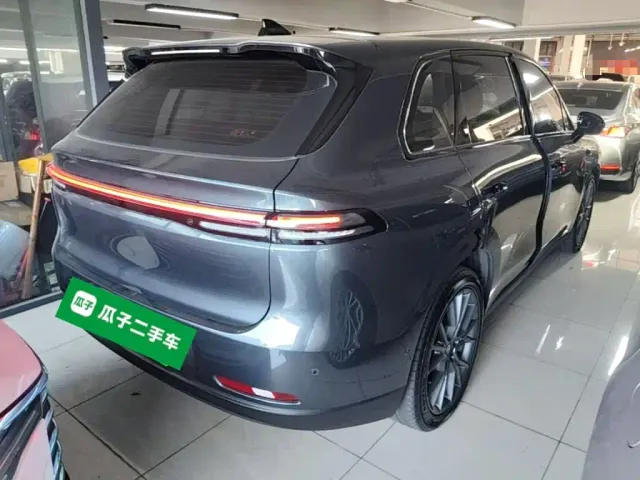 Leapmotor C10 — Фото автомобиля 6
