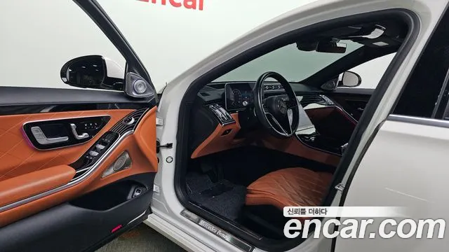 Mercedes-Benz S-Class — Фото автомобиля 9
