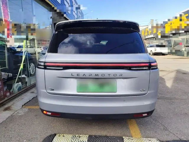 Leapmotor C16 — Фото автомобиля 5
