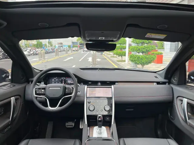 Land Rover Discovery Sport — Фото автомобиля 11