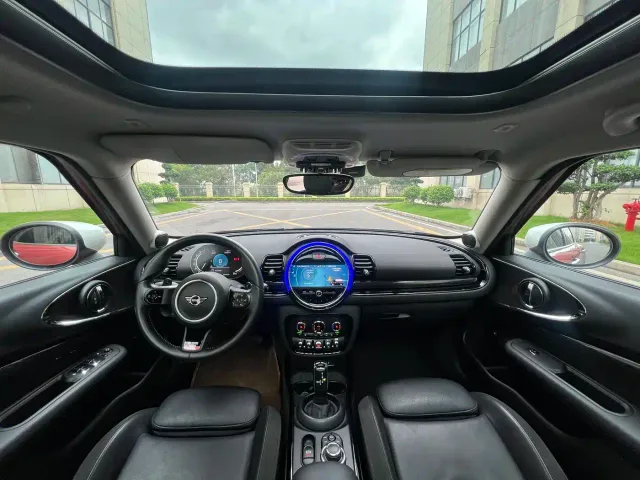 MINI Clubman — Фото автомобиля 16