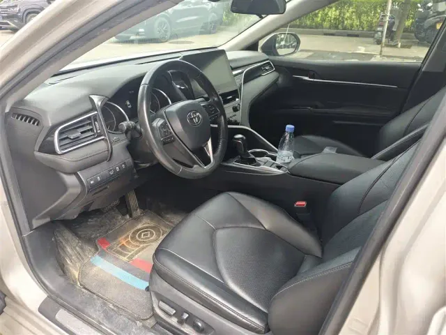 Toyota Camry — Фото автомобиля 7