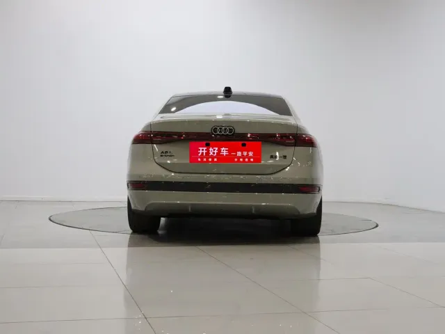 Audi A6L e-tron — Фото автомобиля 4