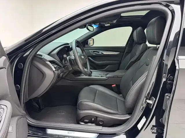 Cadillac CT5 — Фото автомобиля 10