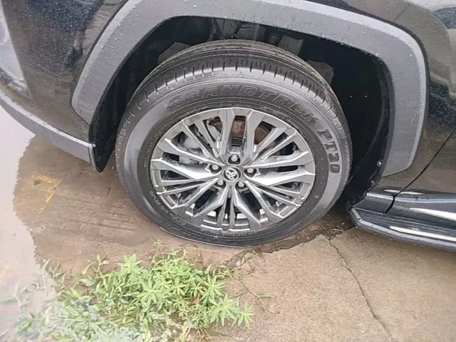 Toyota Wildlander — Фото автомобиля 22