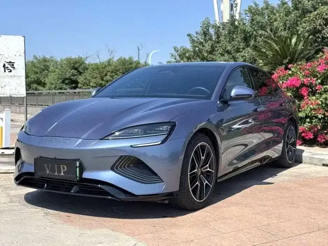 BYD Seal — Фото автомобиля 2