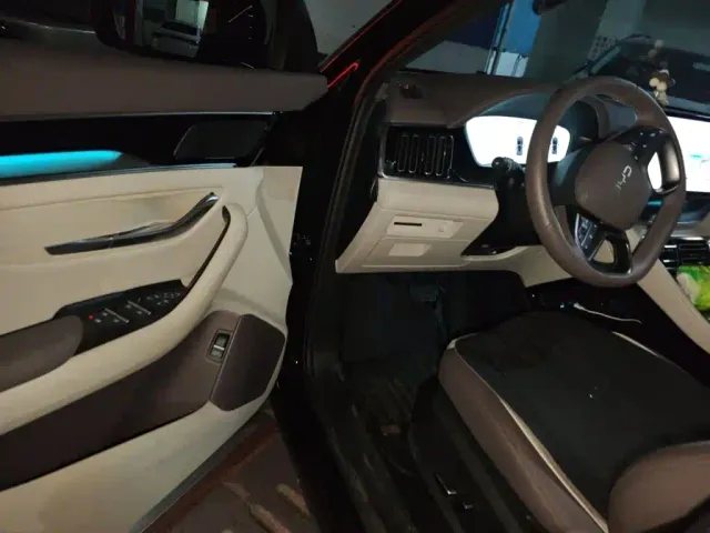 BYD Song PLUS — Фото автомобиля 13